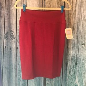 LuLaRoe Cassie pencil skirt solid red size small